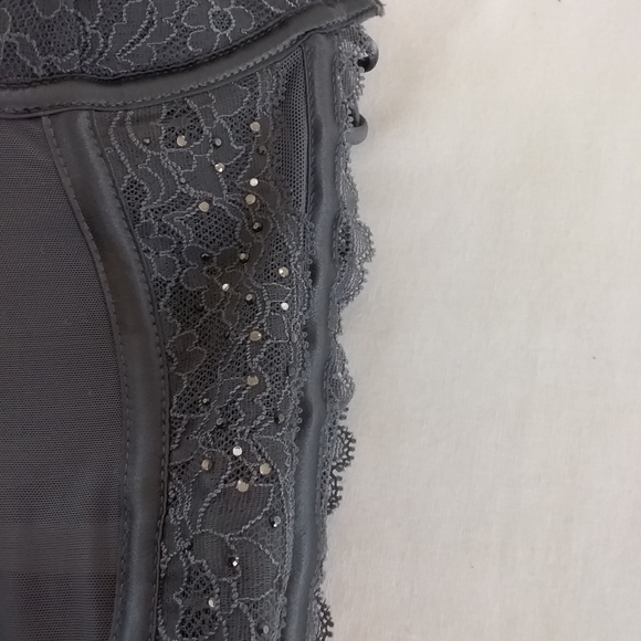 Victoria's Secret Lacy Gray Push Up Rhinestone Corset Bustier 34C Removable Pads - Picture 10 of 10
